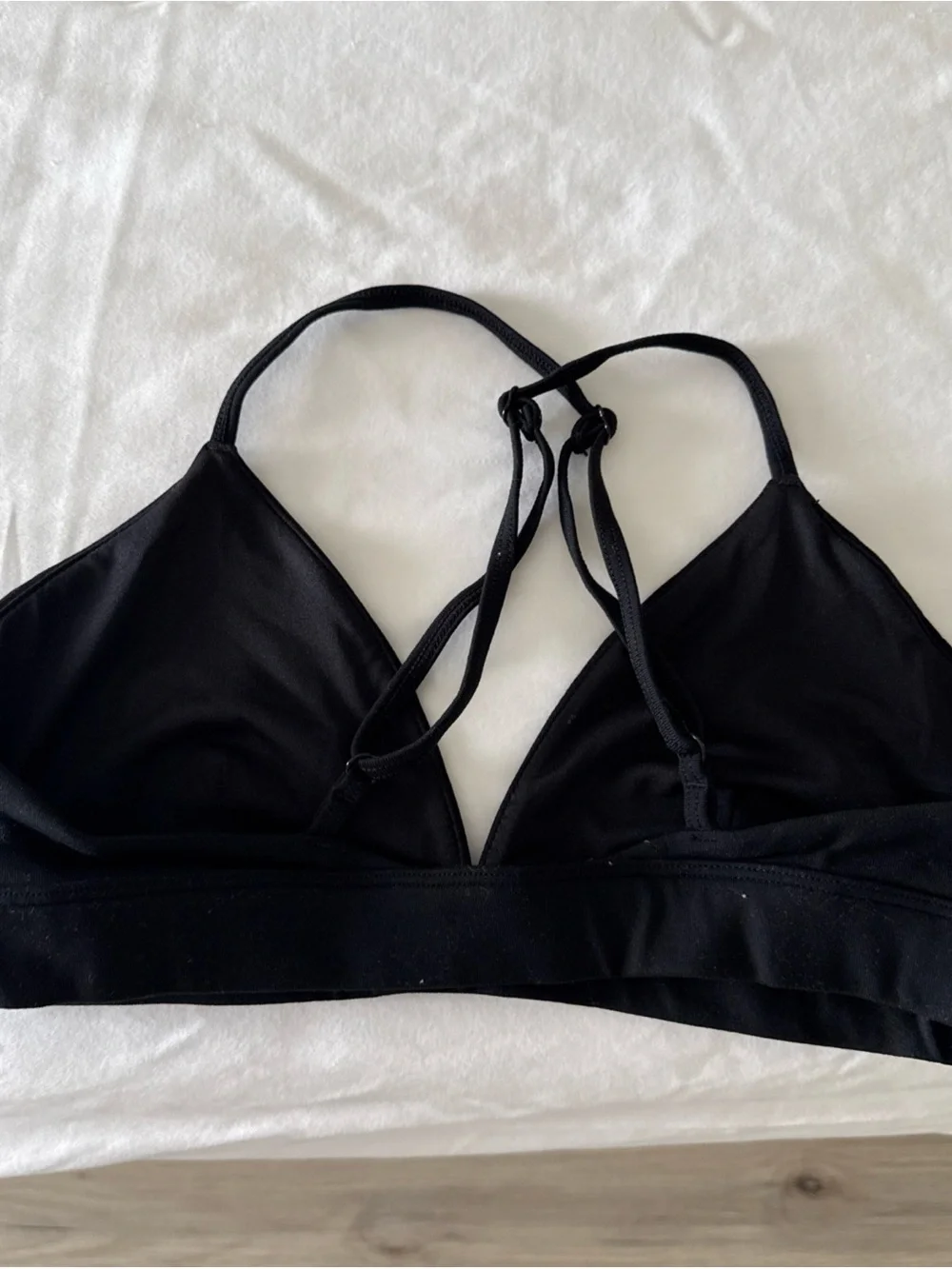 ALO Yoga supportive sports